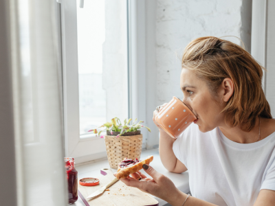 Que puis-je manger ou boire pendant l’allaitement ? Les bons choix pour maman et bébé